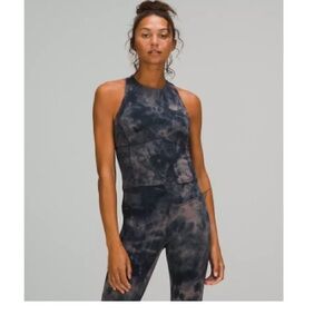 Lululemon size 14 Tank
